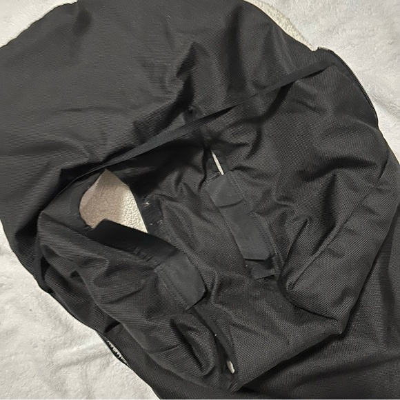 Jolly Jumper Cuddle Bag - Picture 4 of 8